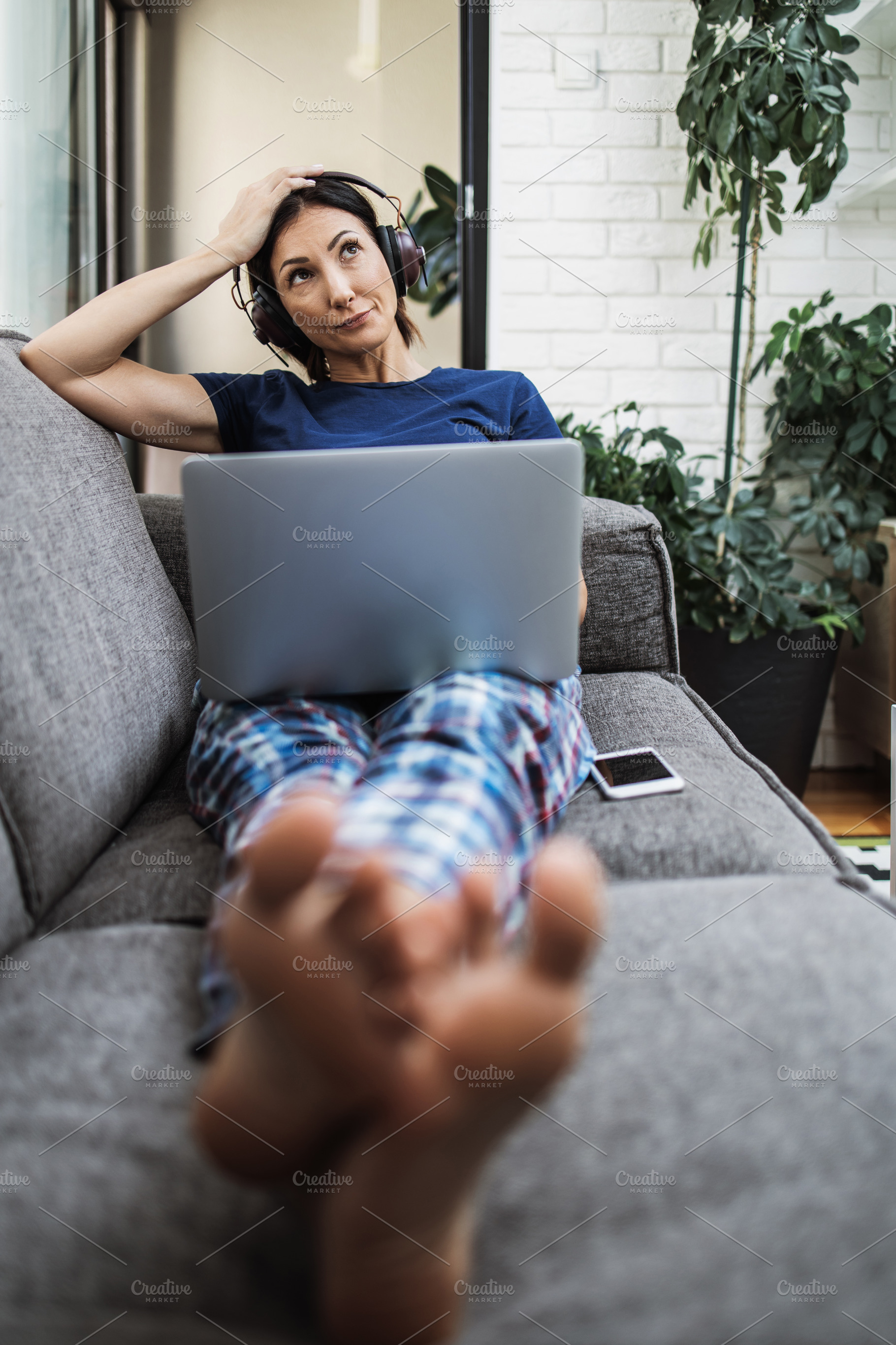 Woman lifestyle, a Person Photo by REDDOT Studio