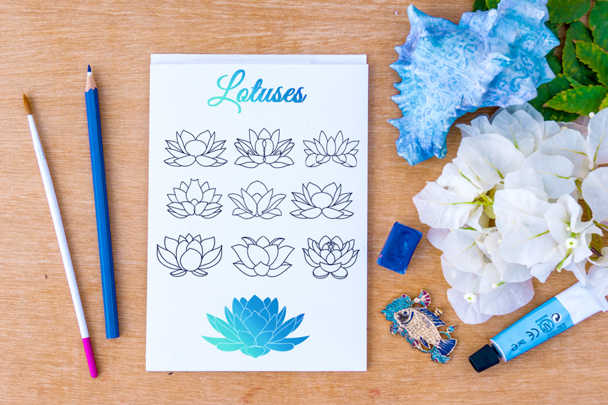 50% Off! 200+ Flower Logos Bundle, a Branding & Logo Template by Daria Volyanskaya (Photo 3 of 6)