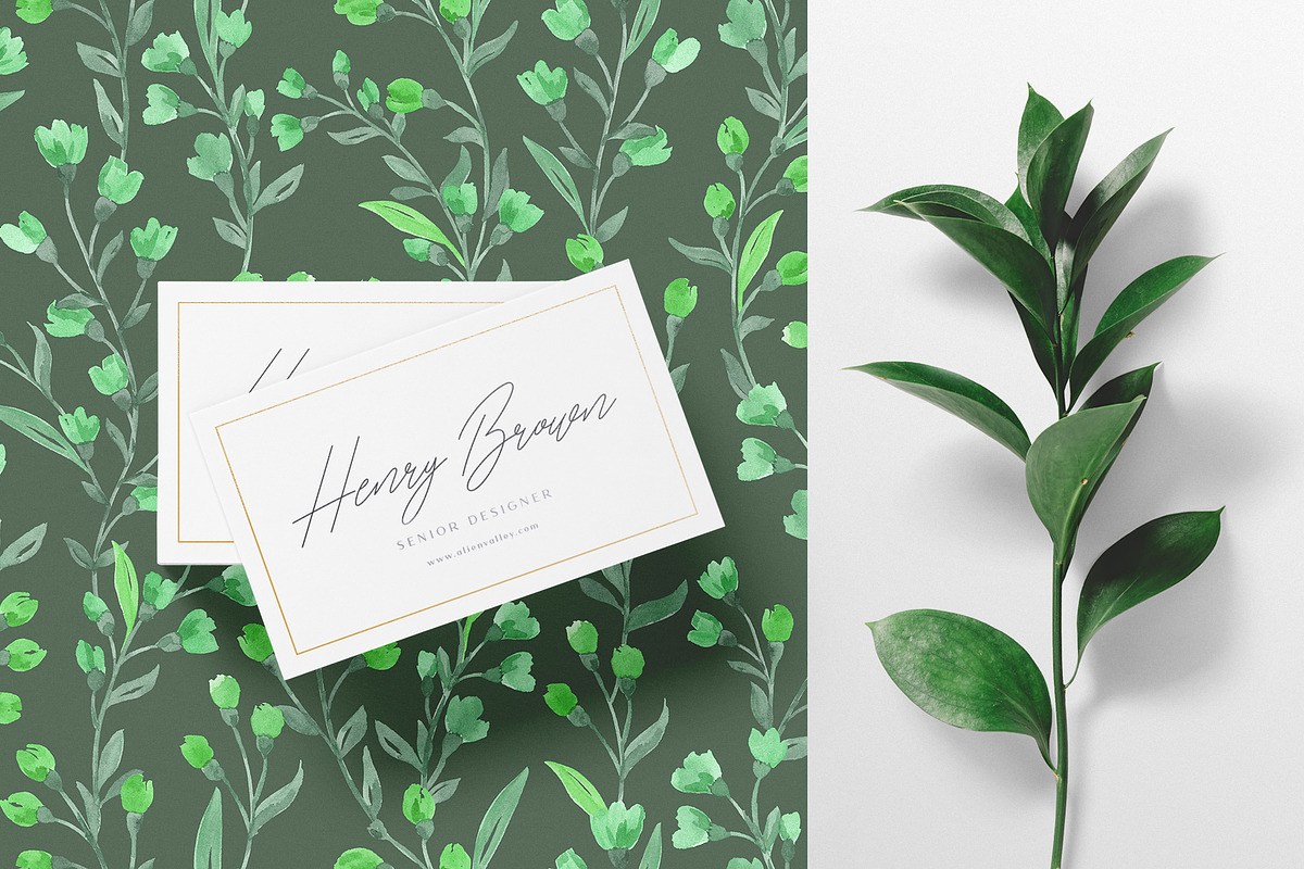 Glitterino - Stylish Script Font, a Script Font by AlienValley (Photo 3 of 6)