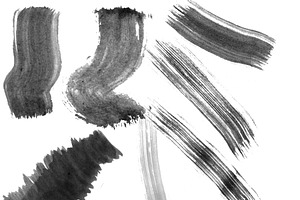 150 Handcrafted Acrylic Brushes