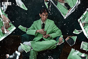 Keen Broken Glass Photo Effects, a Layer Style Add-On by pixelbuddha.net (Thumbnail 6 of 12)