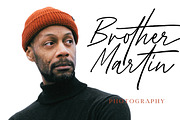 Aesthero - Stylish Signature Script, a Script Font by Sarid Ezra (Thumbnail 2 of 7)