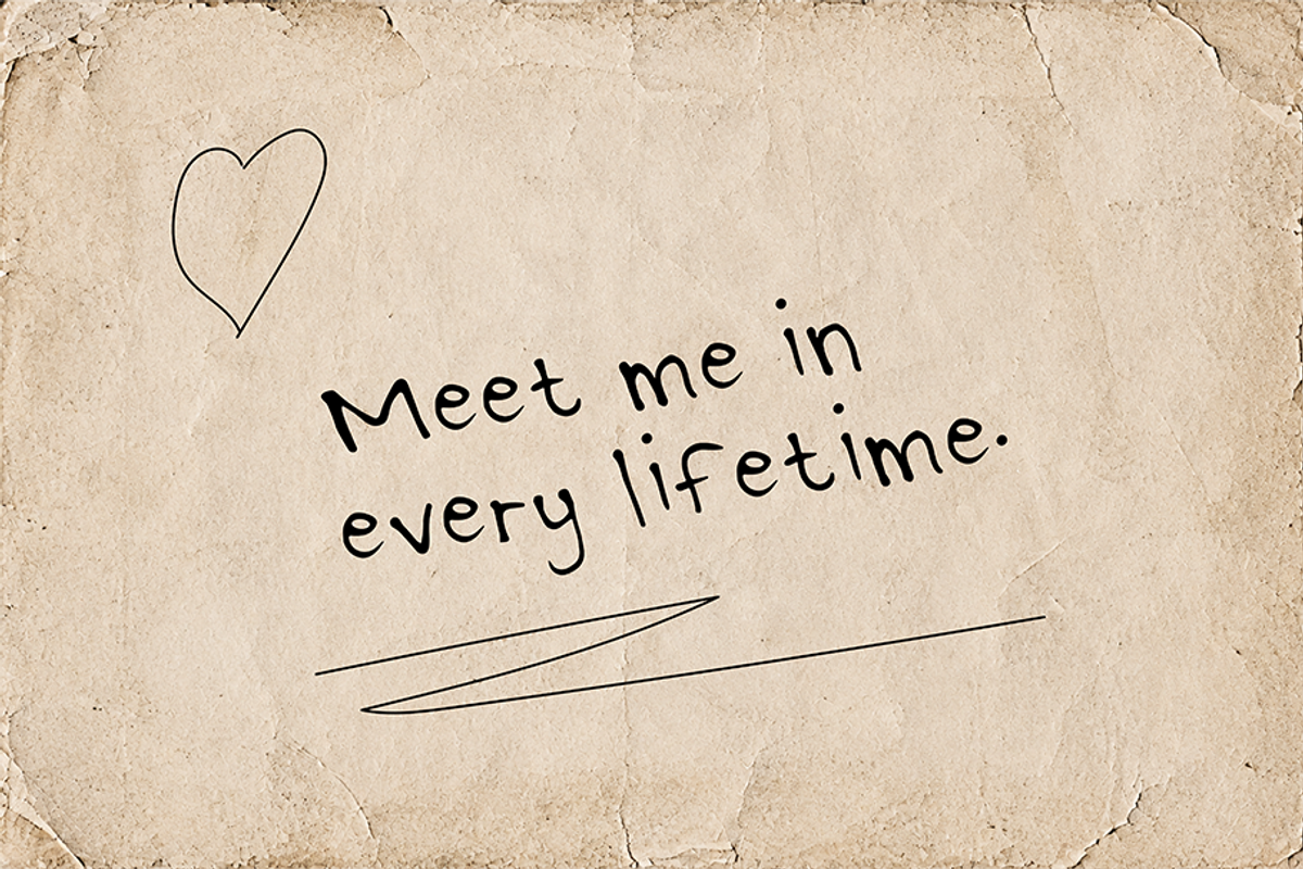 Sonia Hand - Human Handwritten Font, a Handwritten Font by Aurum Creative (Photo 5 of 6)