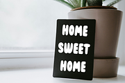 Candy Floss, a Script Font by FreshTypeINK (Thumbnail 4 of 8)
