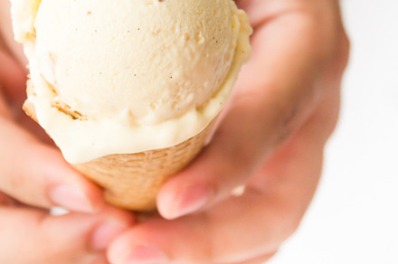 Vanilla ice cream containing vanilla, ice cream, and sweet