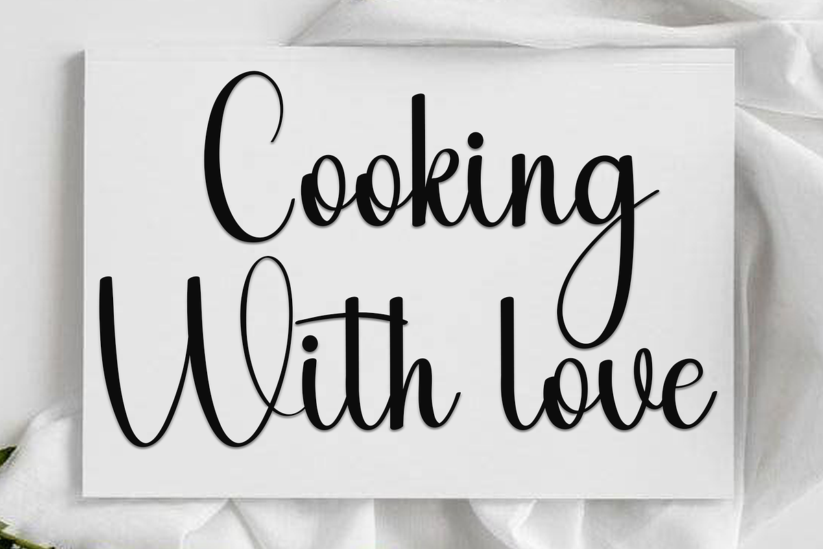 Shopia, a Handwritten Font by InermediaSTUDIO (Photo 3 of 7)