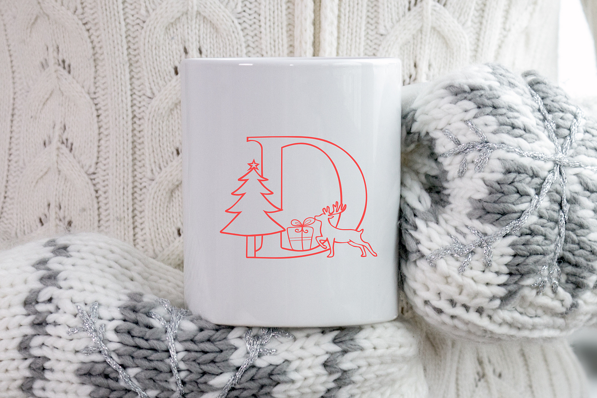 Chrismas deer, a Symbol Font by Petal Pixels (Photo 7 of 9)