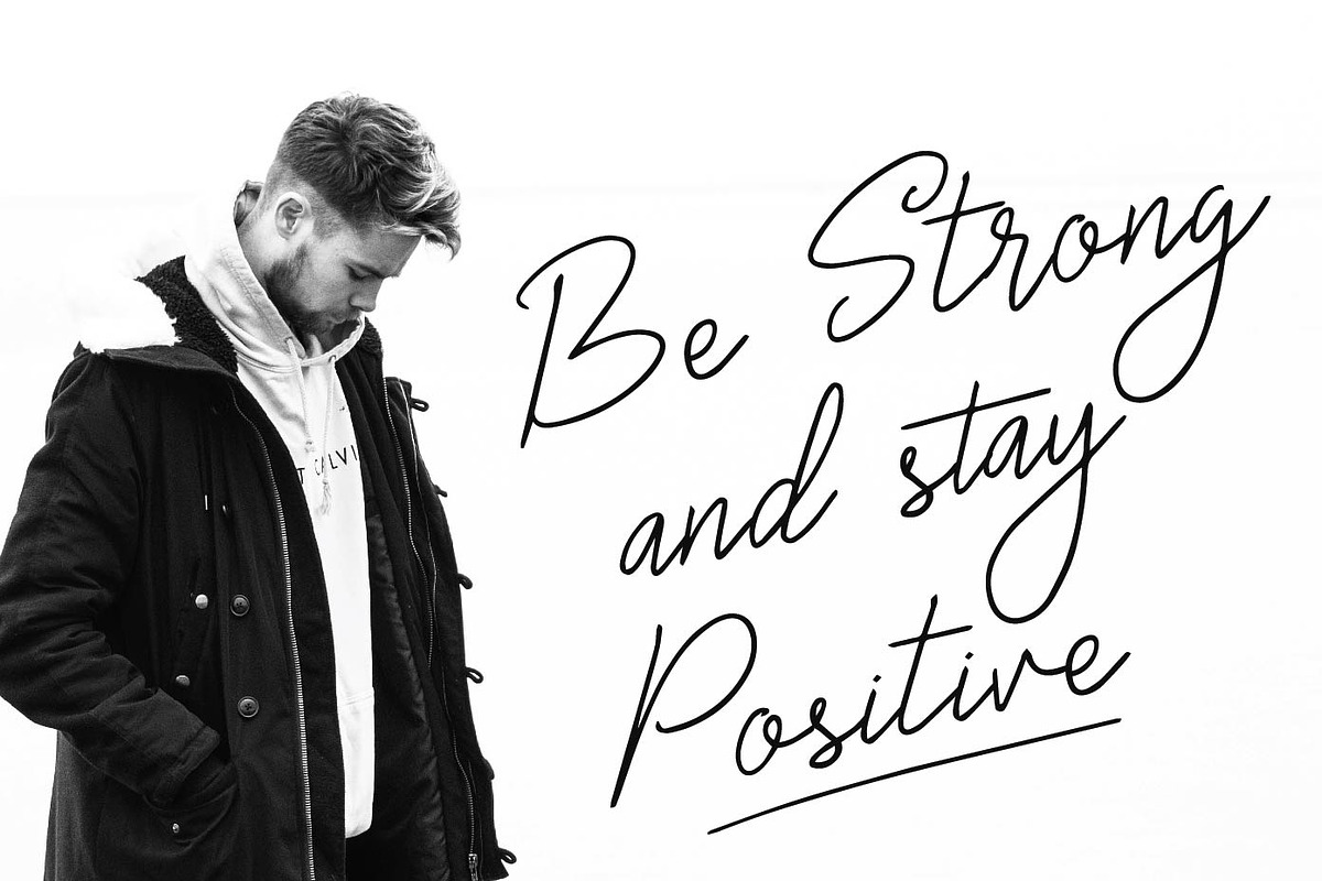 Chowgant - Signature Monoline Script, a Script Font by Patria Ari (P4tcreativa) (Photo 5 of 9)
