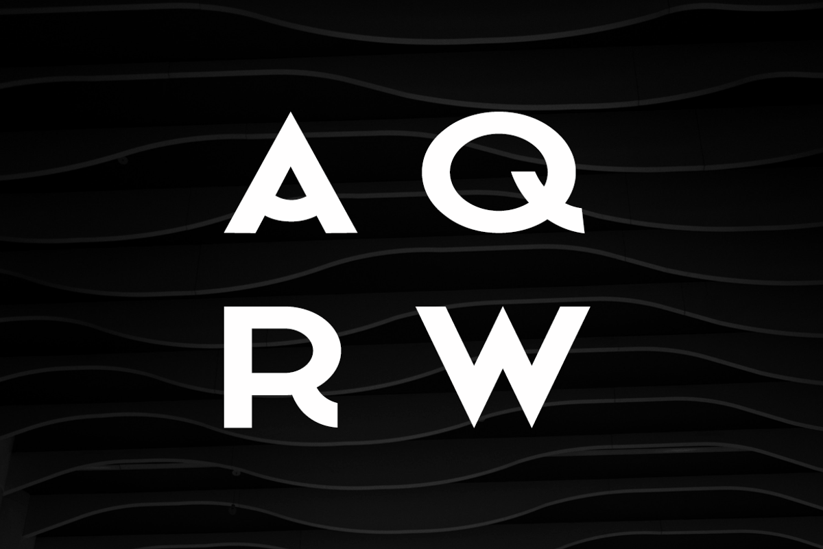 HANOVER - Minimal & Stylish Typeface preview 6