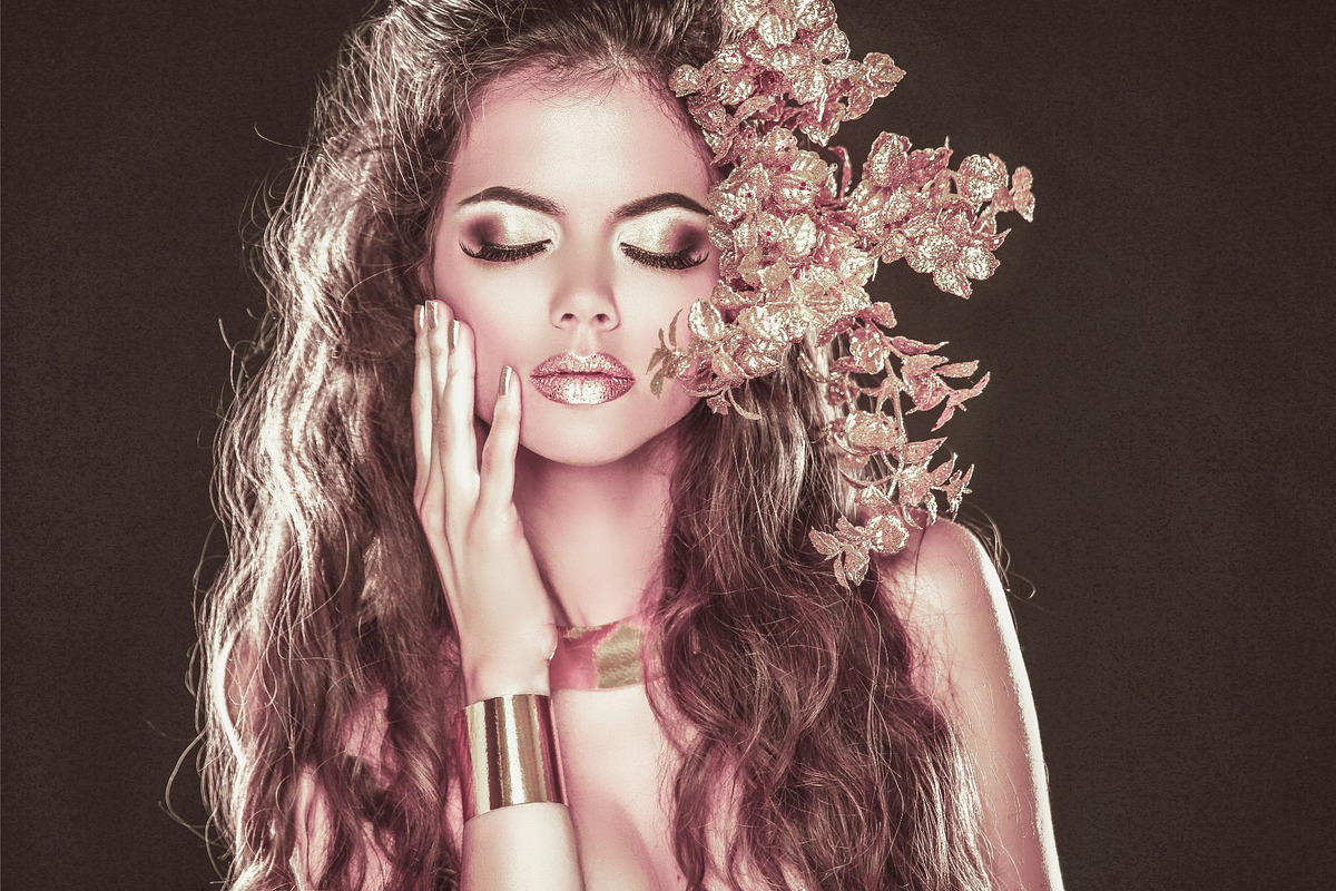 110 Fashion Lightroom Presets, a Preset Add-On by Eldamar Studio (Photo 2 of 8)