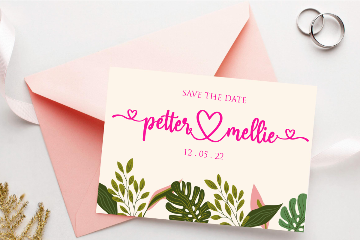 hello bella, a Script Font by N (Photo 4 of 12)