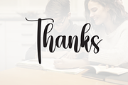 Sibling | Script Font, a Handwritten Font by Scratchones (Thumbnail 8 of 8)