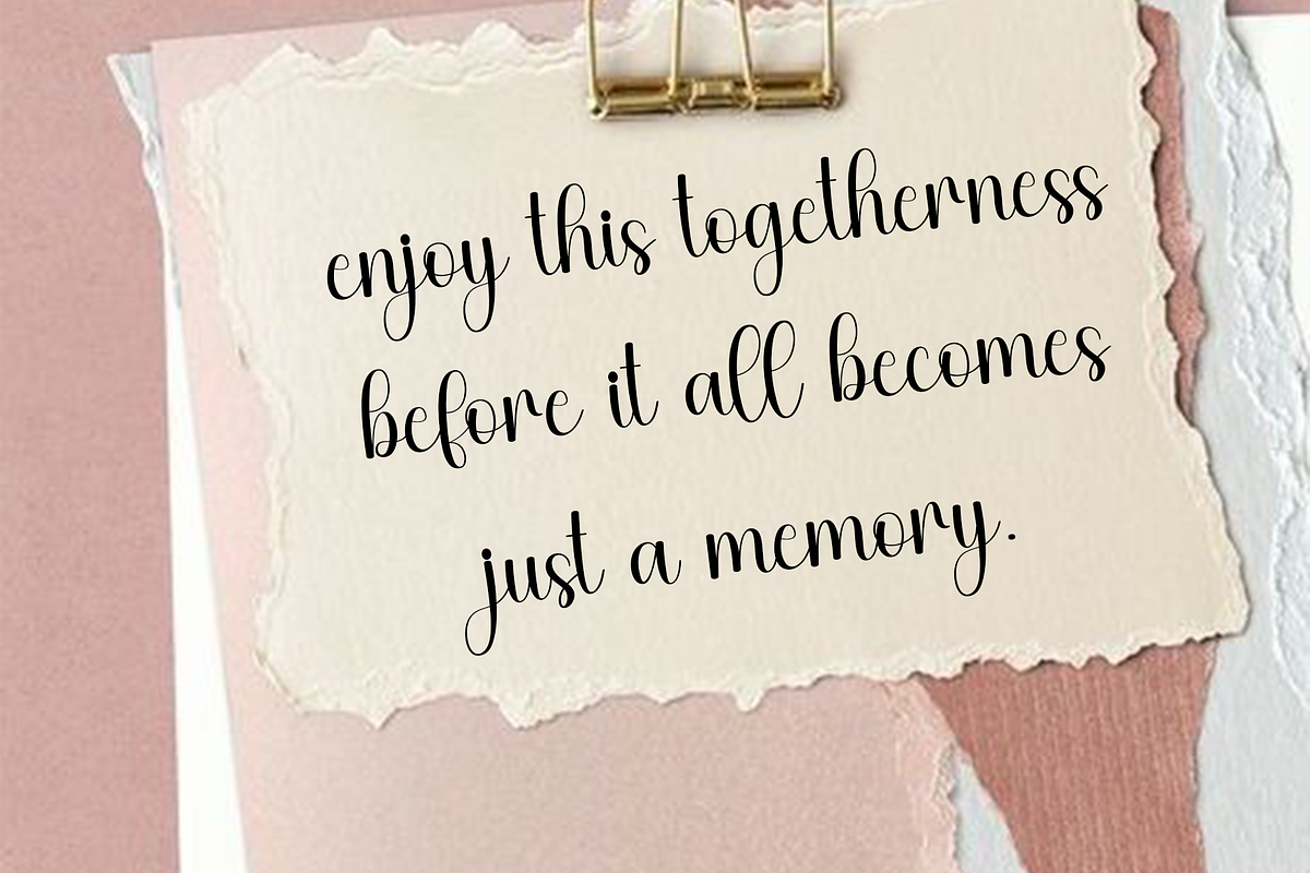 Mandalica, a Handwritten Font by InermediaSTUDIO (Photo 4 of 8)