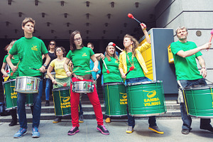 Percussion band performing, an Arts & Entertainment Photo by BOOCYS