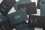 Vintage Serif Font, a Serif Font by Graphue (Thumbnail 4 of 9)