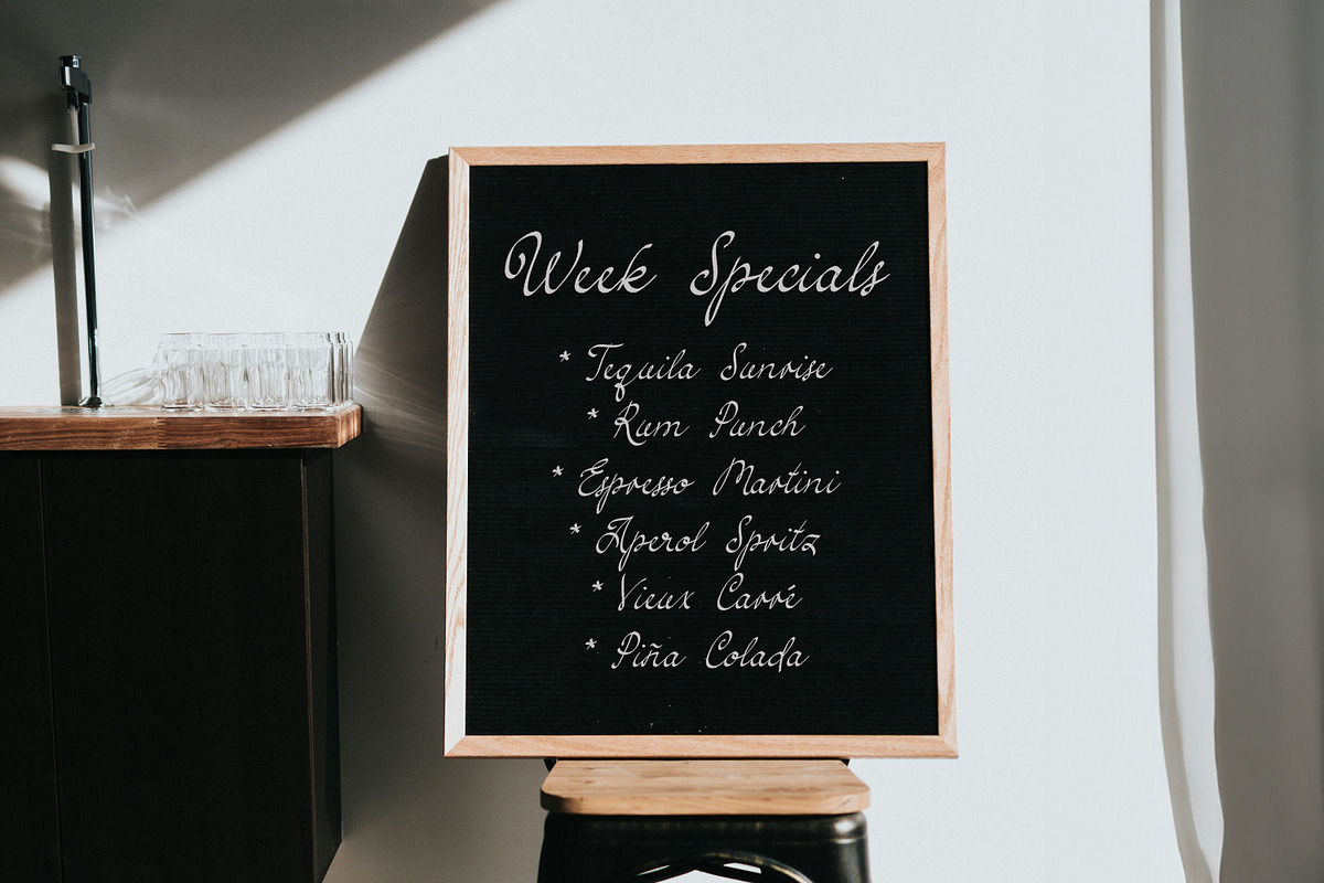 Simple Elegance Script, a Handwritten Font by DesignThatMatters (Photo 12 of 15)