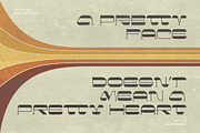 Her and Son, a Font by alit design (Thumbnail 13 of 15)