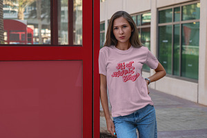 T-Shirt MockUp's Dubai Streets