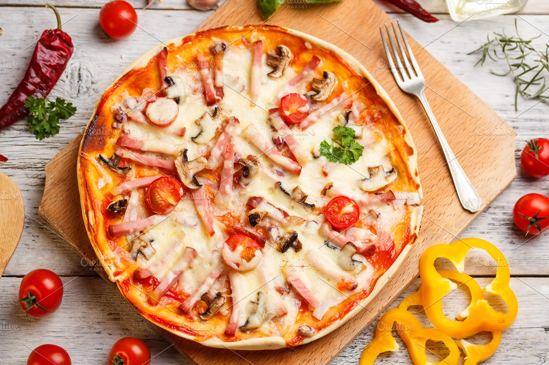 Top view of pizza ham