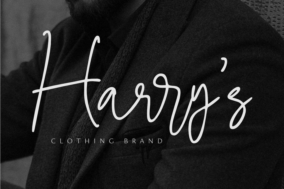 Cisse - Signature Script Font, a Script Font by Epiclinez (Photo 2 of 5)