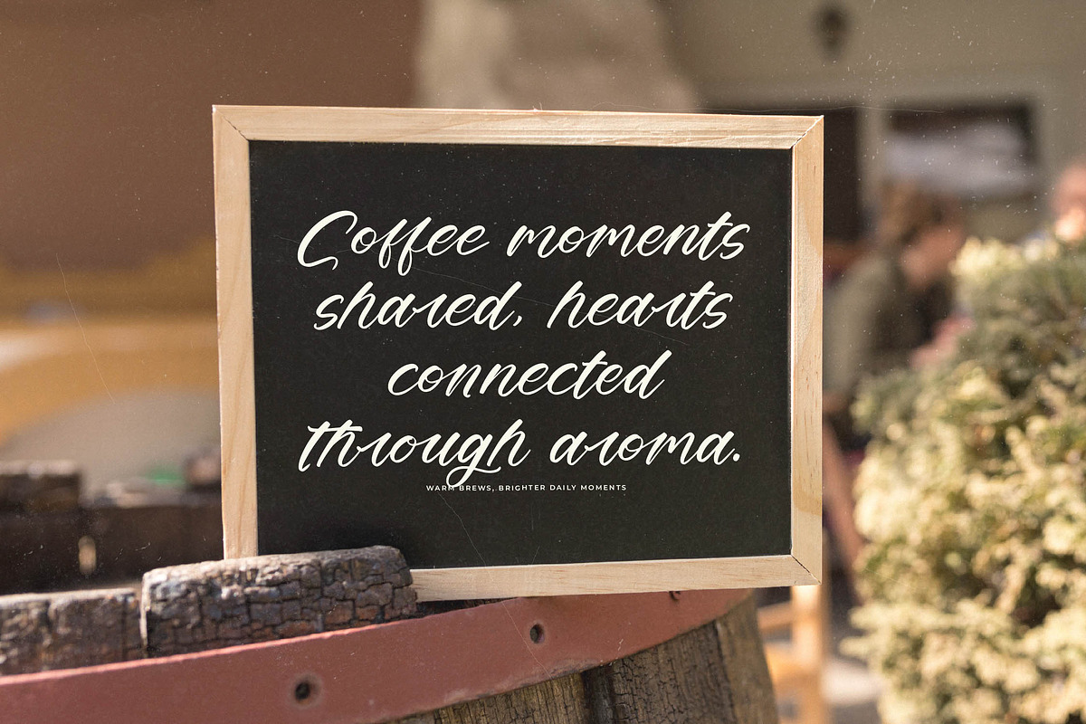 Delighta Modern Handwritten Font, a Script Font by stylishtype.co (Photo 4 of 15)