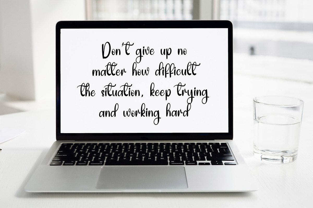 Beauty Valentine, a Handwritten Font by InermediaSTUDIO (Photo 2 of 7)