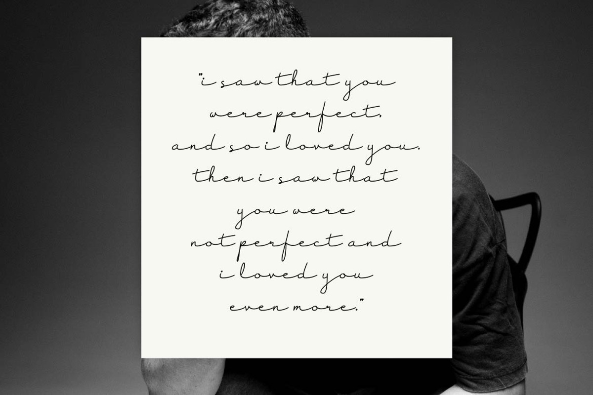 Emone Script Typeface, a Script Font by Artiveko (Photo 4 of 6)