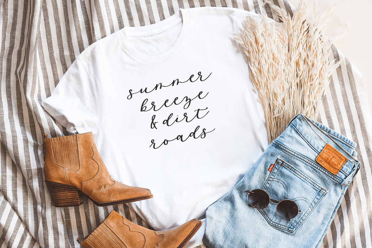 Wild Honey - Script with Swashes, a Handwritten Font by Beck McCormick (Photo 5 of 10)