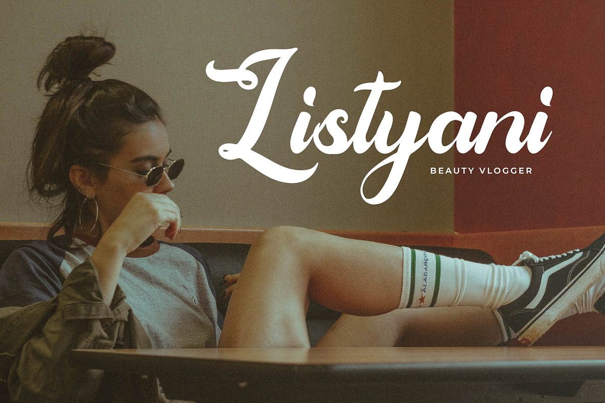 Famylia Holistika Hand Drawn Script, a Script Font by Denustudios (Photo 2 of 14)