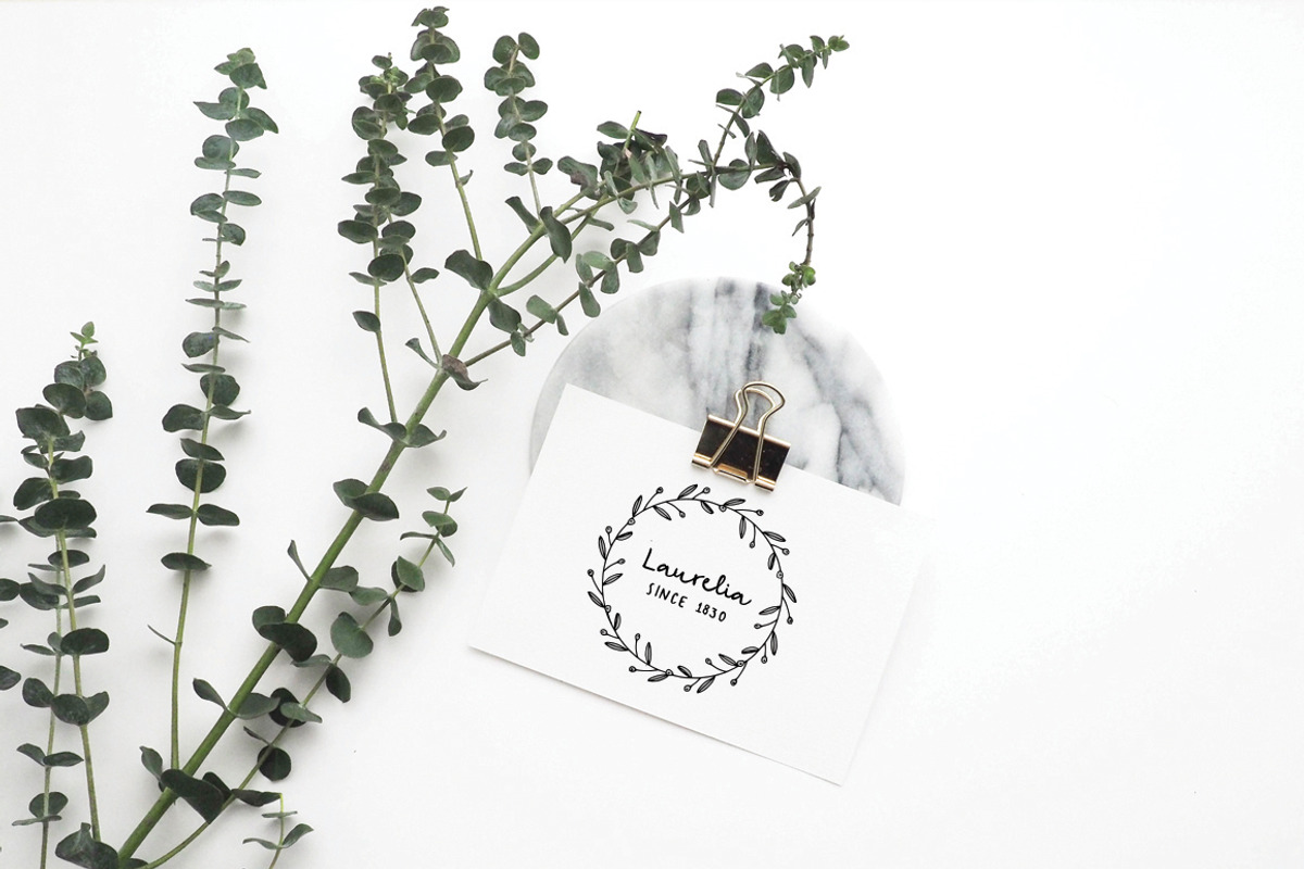 Snowy Christmas script & font logos preview 8