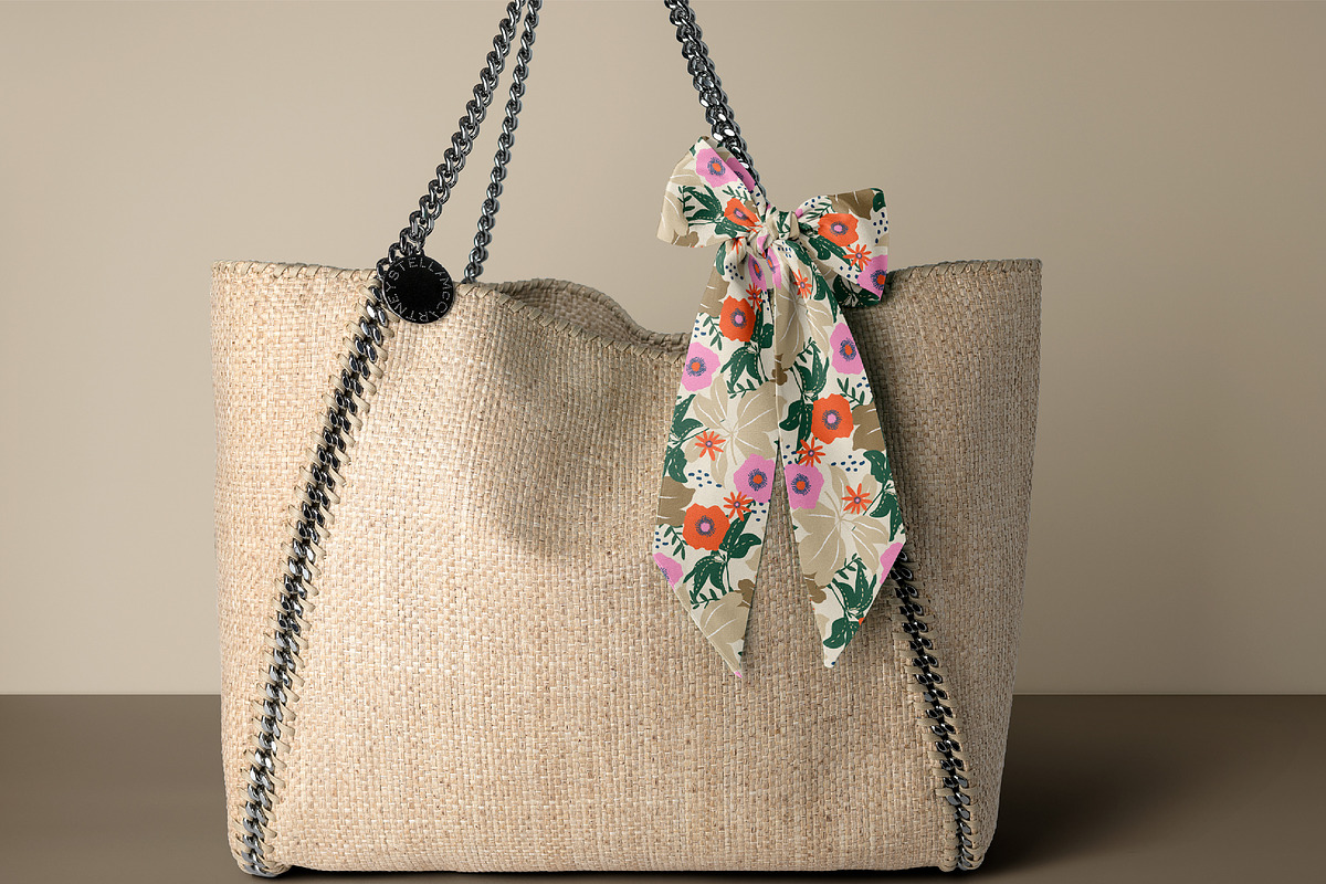 Modern floral Prints, a Pattern Graphic by MSNTY STUDIOX (Photo 11 of 20)