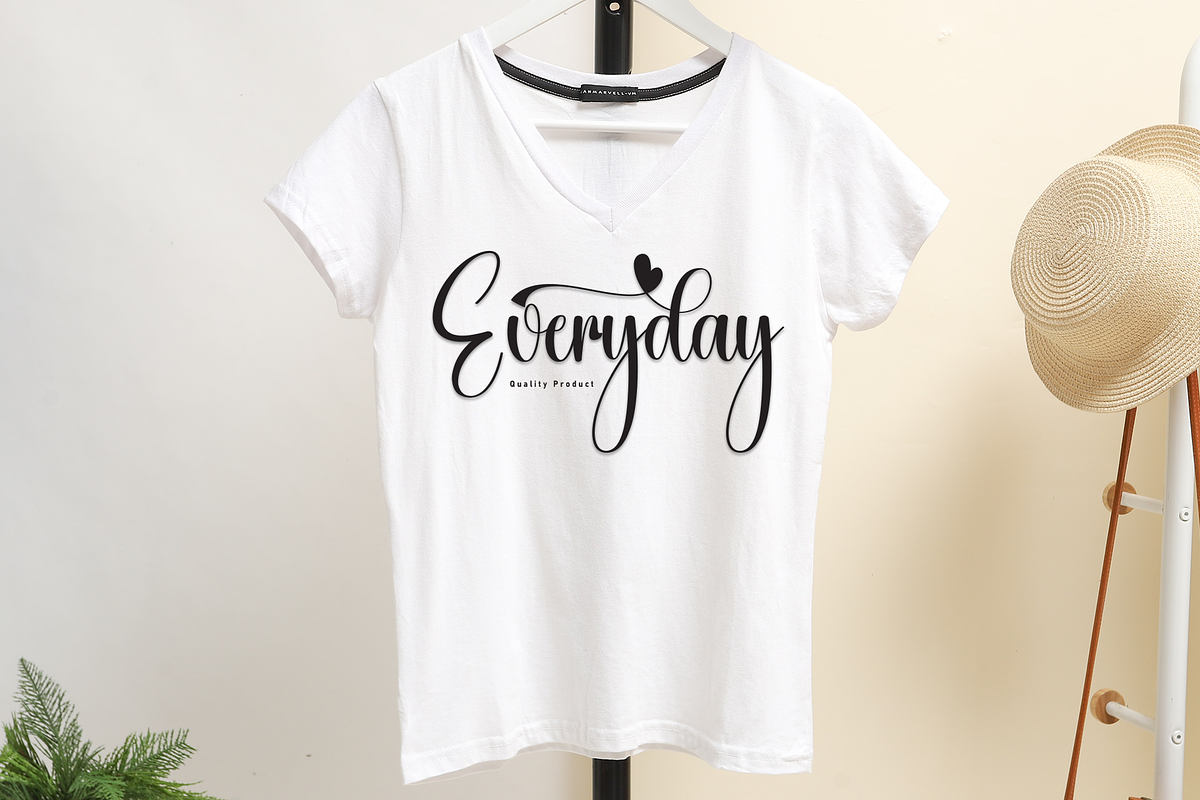 Bilateral | Script Font, a Handwritten Font by Scratchones (Photo 4 of 9)