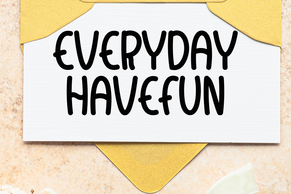 Magic Snowman, a Serif Font by InermediaSTUDIO (Photo 5 of 8)