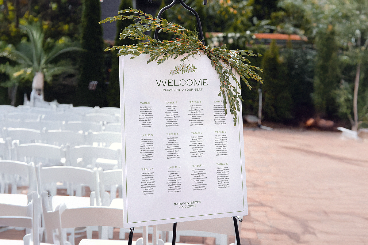 Green Floral Sitting Set Templates, a Stationery Template by Paraná Studio (Photo 5 of 10)