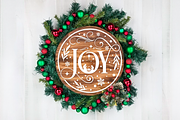 Round Christmas Ornaments Quotes, an Illustration by Anastasia Feya (Thumbnail 3 of 8)