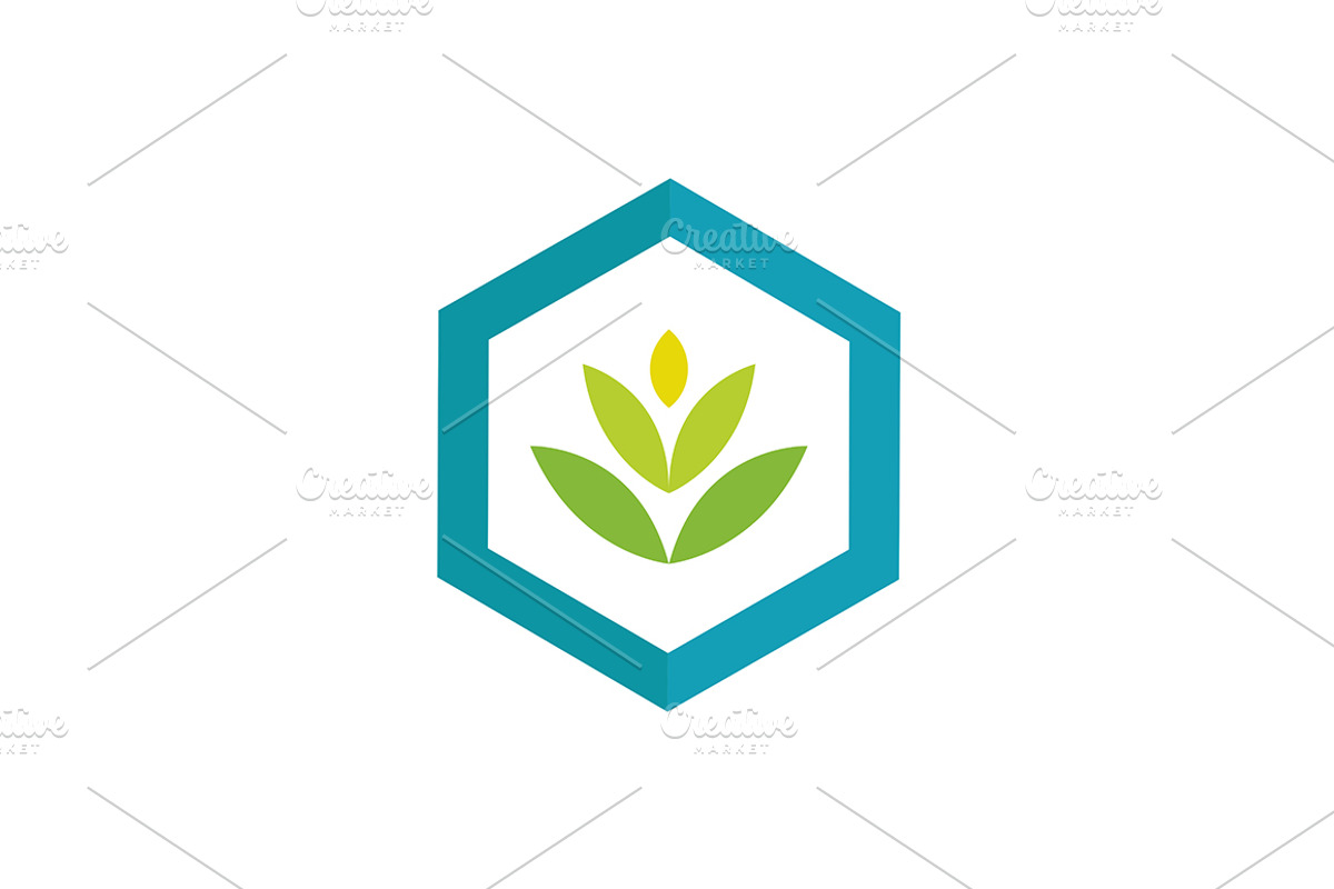 20 Logo Website Templates Bundle, a Branding & Logo Template by Friendesigns (Photo 17 of 21)
