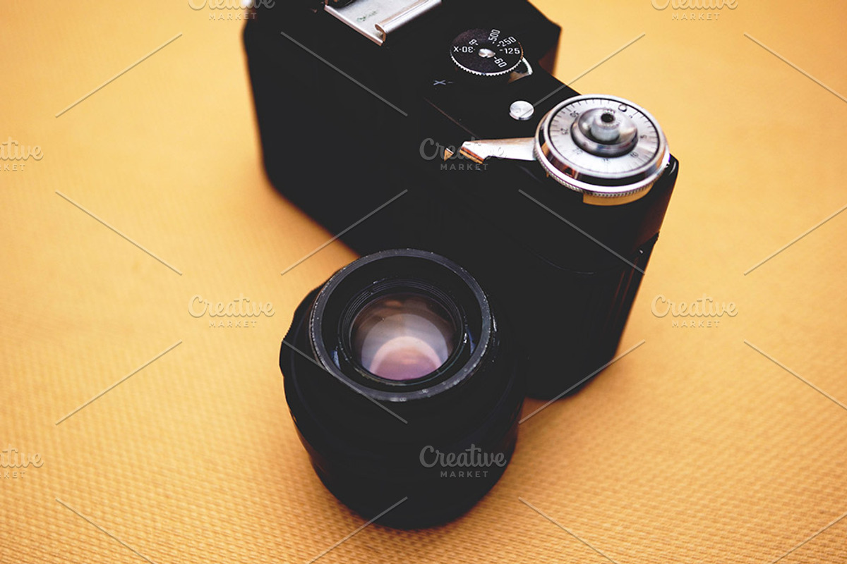 Vintage Camera Images, a Technology Photo by Nazar Hrabovyi (Photo 2 of 5)