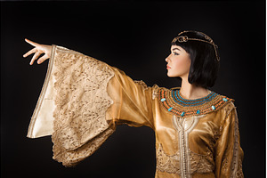 Egyptian woman like Cleopatra