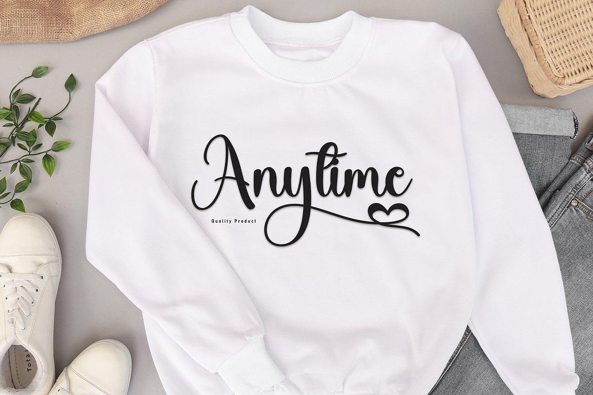 Magnolia | Script Font, a Handwritten Font by Scratchones (Photo 5 of 9)