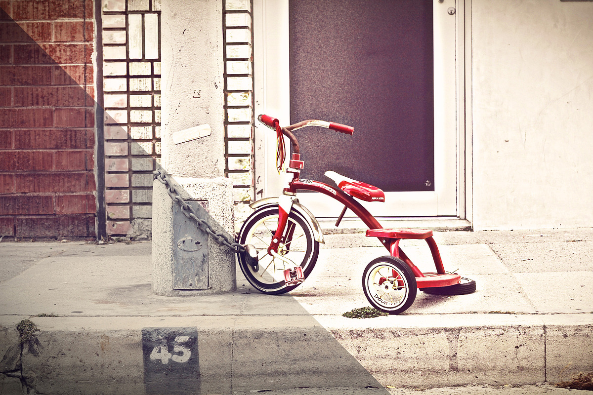 19 Photoshop Actions, an Action Add-On by MusiqueDesigns (Photo 4 of 5)