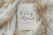 Scarleta Jayden Font, a Script Font by Timurtype (Thumbnail 3 of 7)