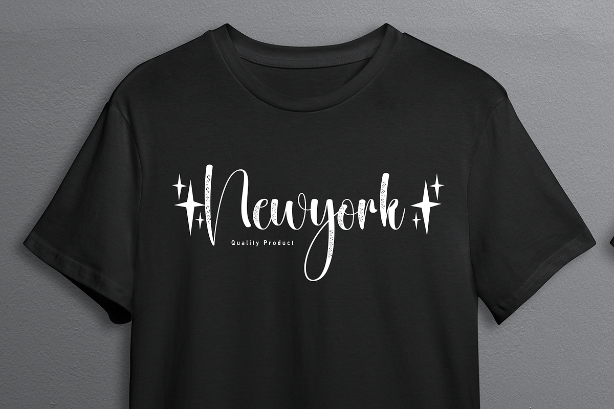 Starnight | Script Font, a Handwritten Font by Scratchones (Photo 4 of 9)