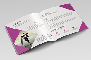 Bi-fold Square Brochure