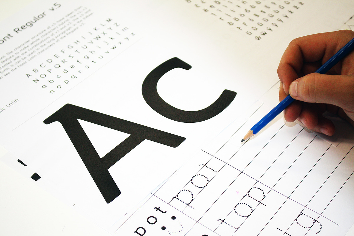 Accessible Font Version 1 preview 8