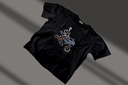 Skeleton Riding Motorcycle, an Object Illustration by nomlimo.com (Thumbnail 2 of 3)
