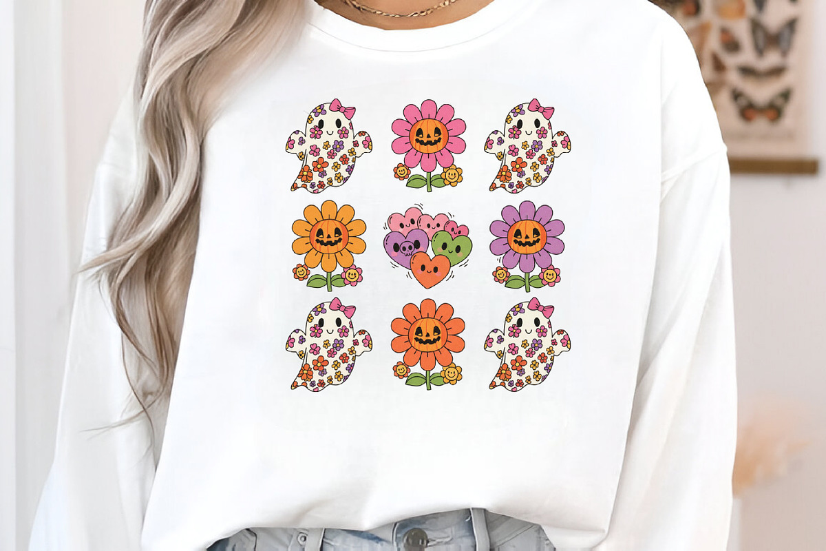 Floral Ghost Halloween PNG, an Illustration by Craft Nest (Photo 2 of 6)