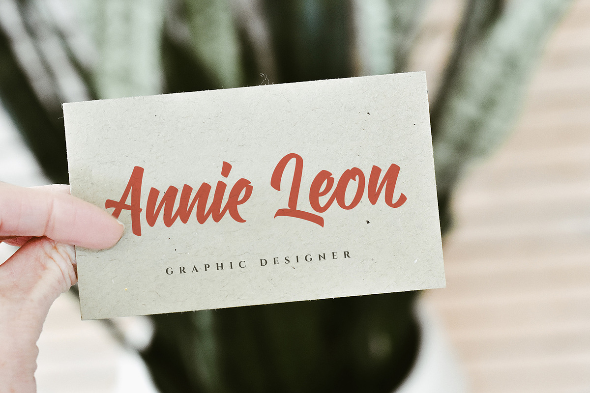 Chamberton - Script Font preview 2