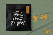 Flowess - Brush Font, a Handwritten Font by Gassstype (Thumbnail 3 of 9)