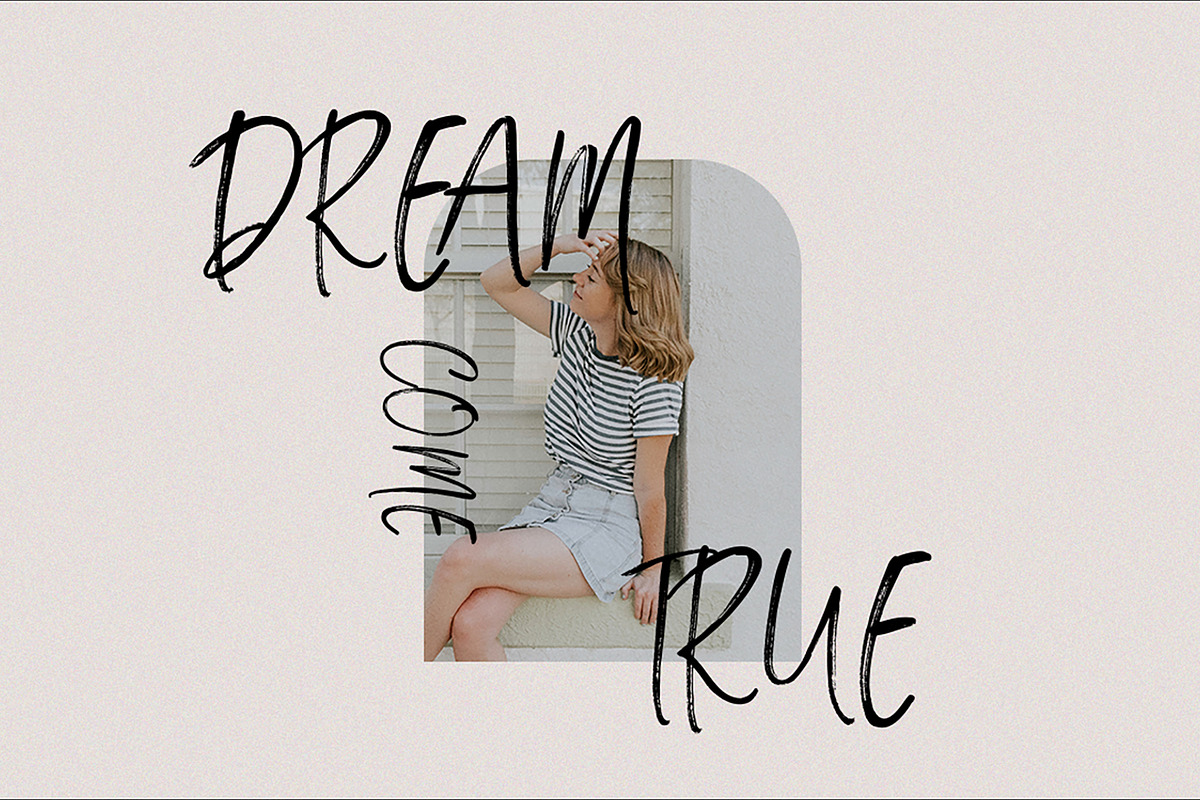 Pondang Brush, a Script Font by Realtype (Photo 7 of 9)