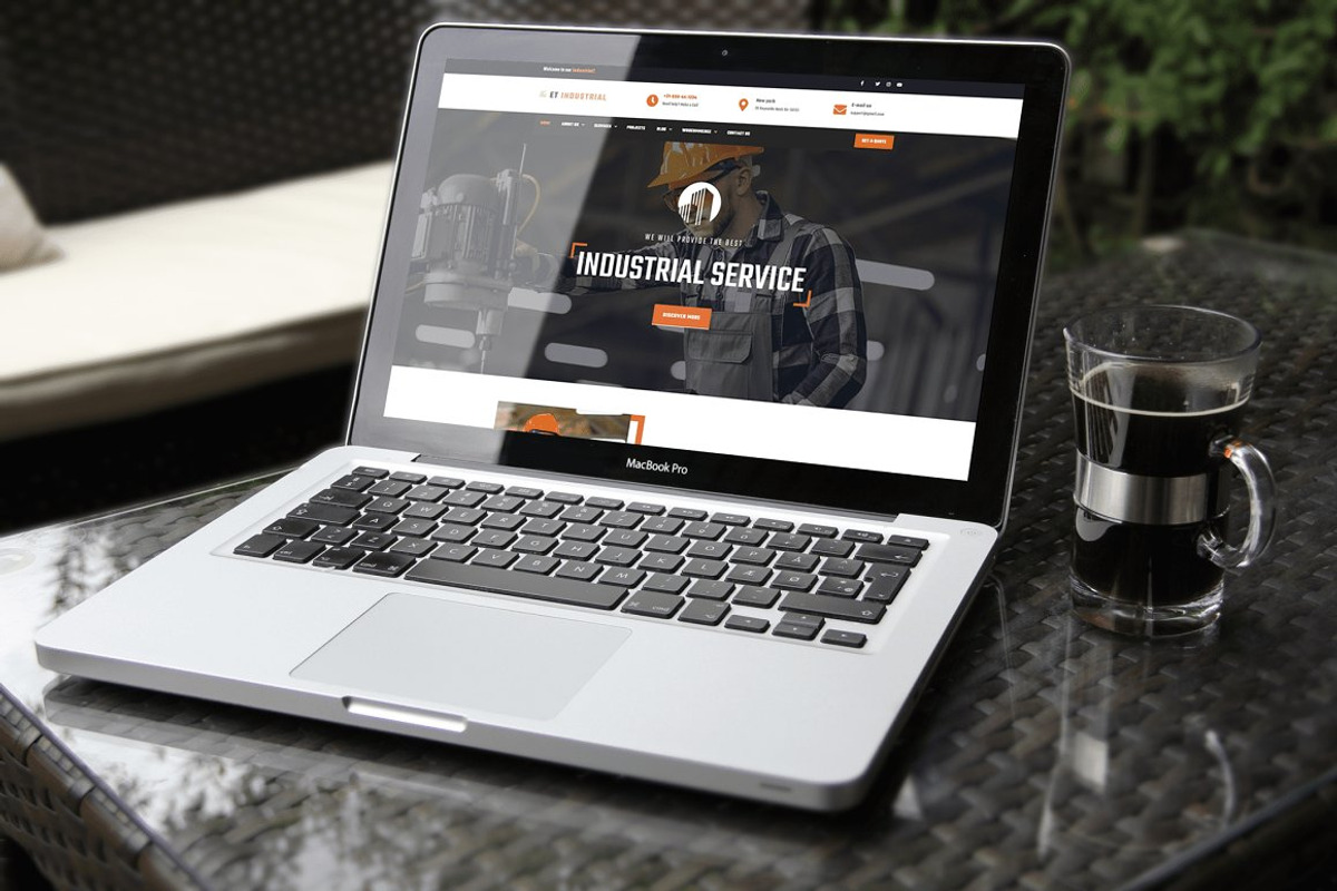 ET Industrial - Factory WP Theme, a WordPress Template by LTheme (Photo 2 of 2)